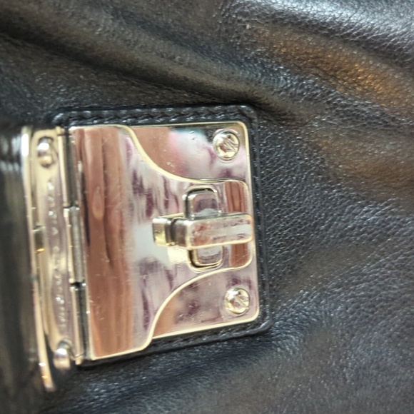 Michael Kors Black Leather purse - Picture 3 of 10